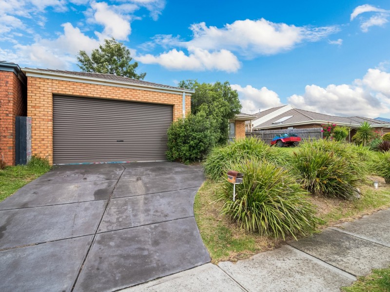18. Nirringa Drive, Hampton Park VIC 3976