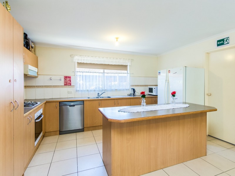 10. Allara Drive, Hampton Park VIC 3976