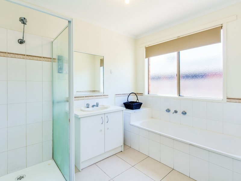 10. Allara Drive, Hampton Park VIC 3976