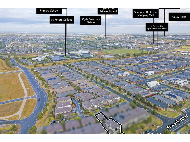 71 Fiorelli Boulevard, Cranbourne East VIC 3977