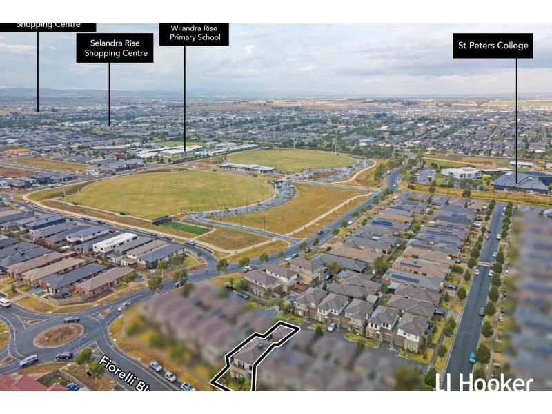 71 Fiorelli Boulevard, Cranbourne East VIC 3977