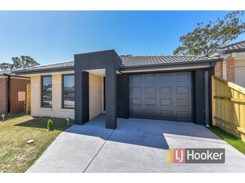 5 Beaver Terrace, Lynbrook VIC 3975