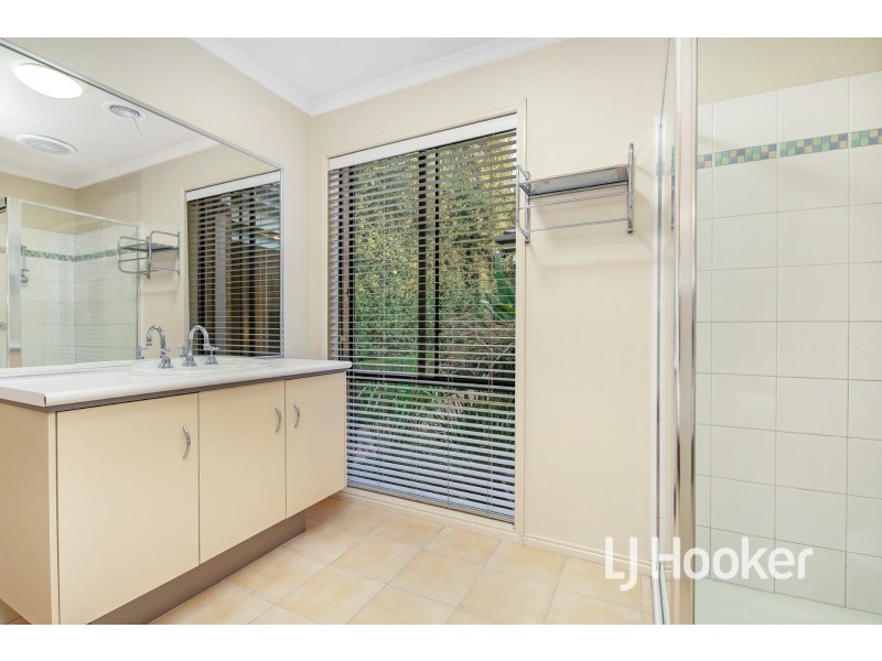 7 Sugar Bush Drive, Lynbrook VIC 3975