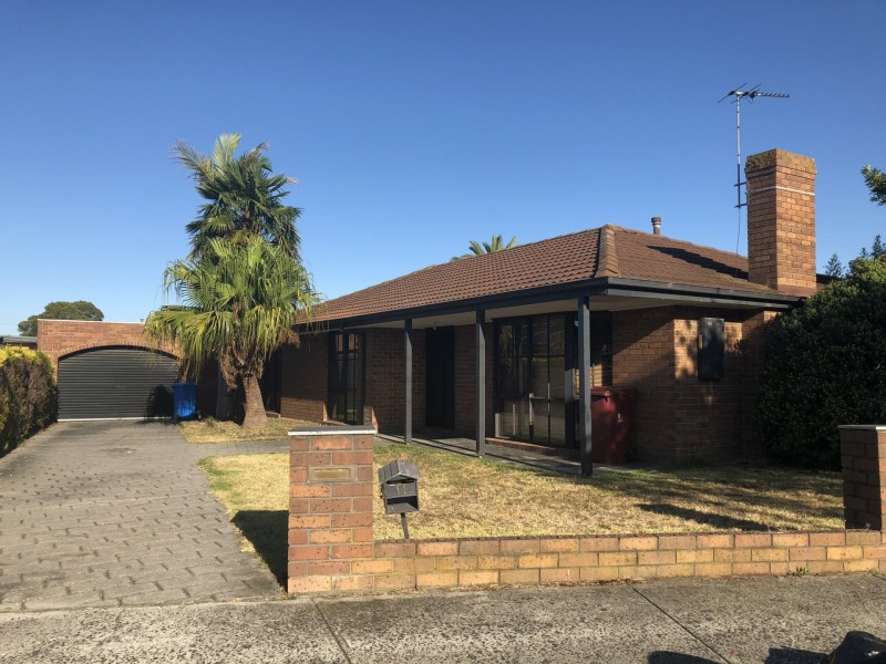 11 Sarah Place, Hampton Park VIC 3976