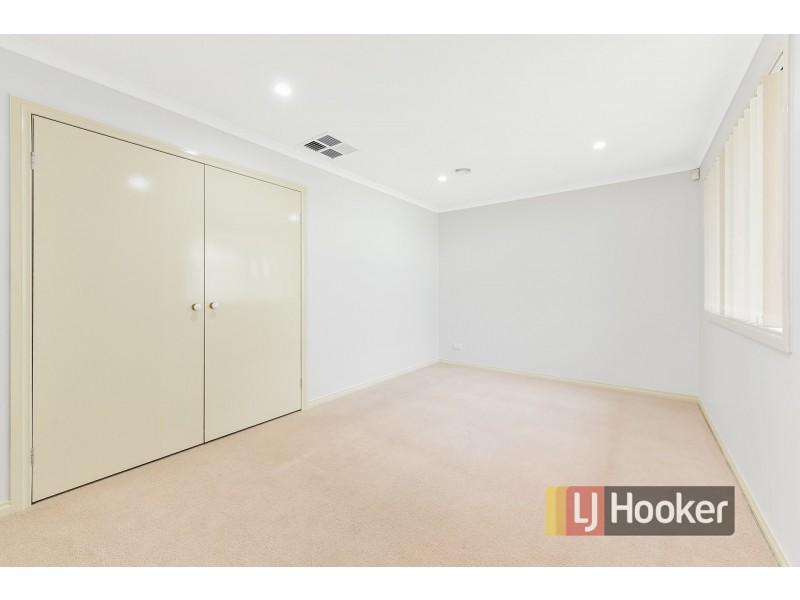 24. Maculata Drive, Cranbourne West VIC 3977