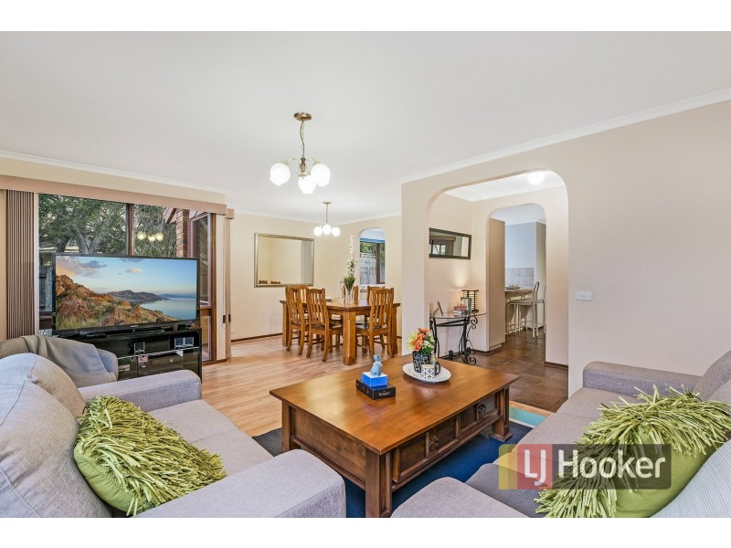 32 Beckington Crescent, Hampton Park VIC 3976