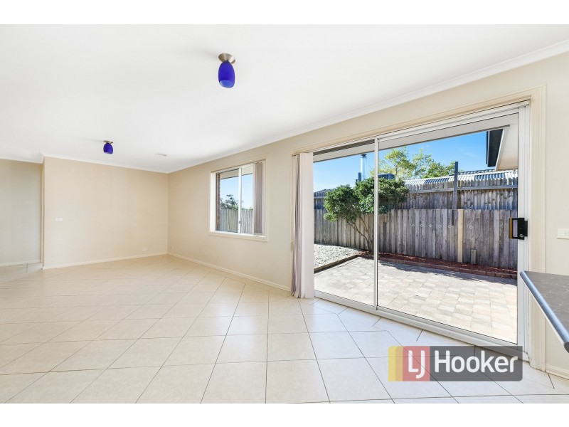 77 Strathaird Drive, Narre Warren South VIC 3805