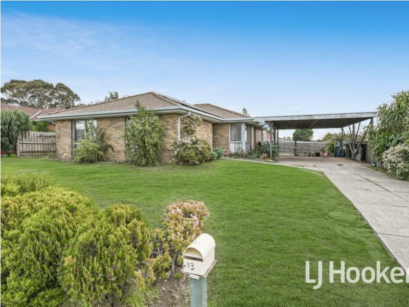13 Ashford Close, Hampton Park VIC 3976