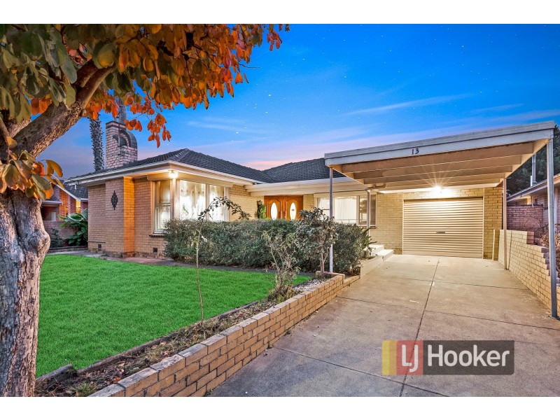 13 View Street, Hampton Park VIC 3976