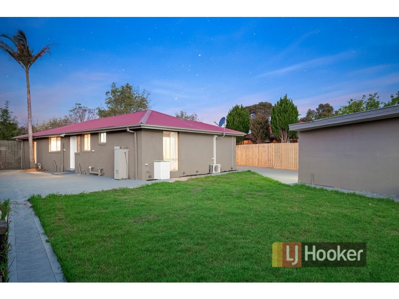 9 Trawalla Court, Hampton Park VIC 3976