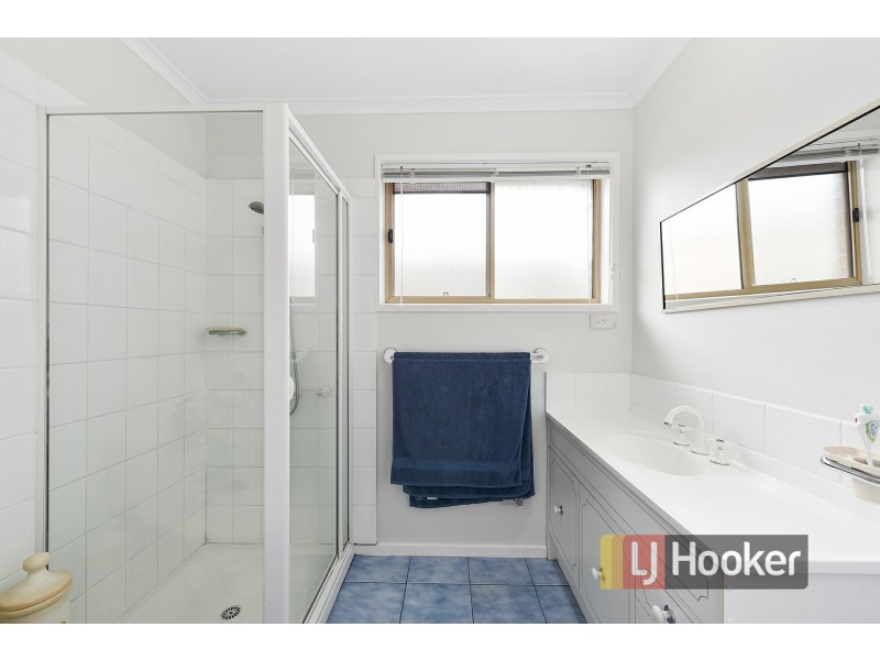 35 Warana Drive, Hampton Park VIC 3976