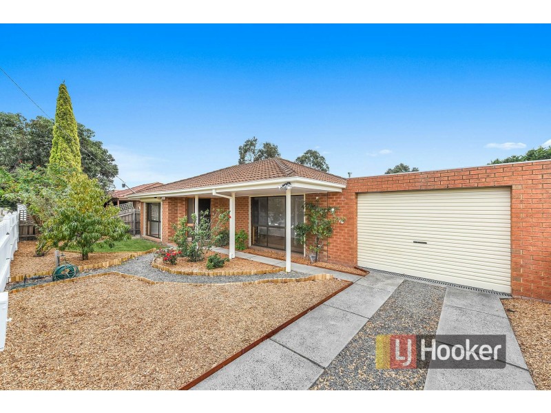 61 Coral Drive, Hampton Park VIC 3976