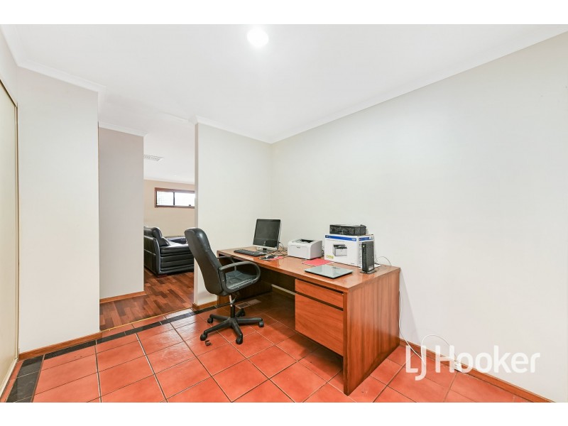 49 Mossgiel Park Drive, Endeavour Hills VIC 3802