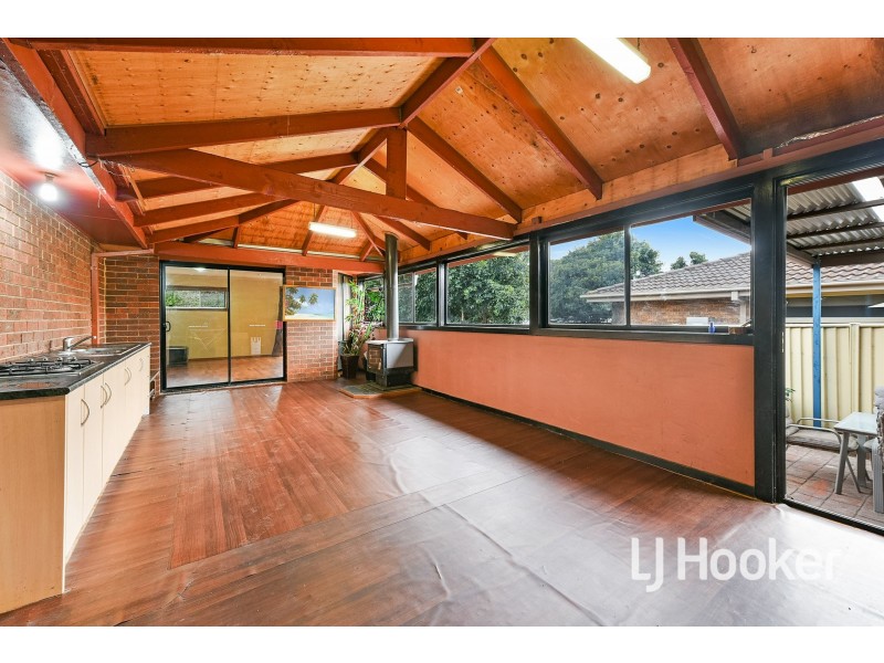 49 Mossgiel Park Drive, Endeavour Hills VIC 3802