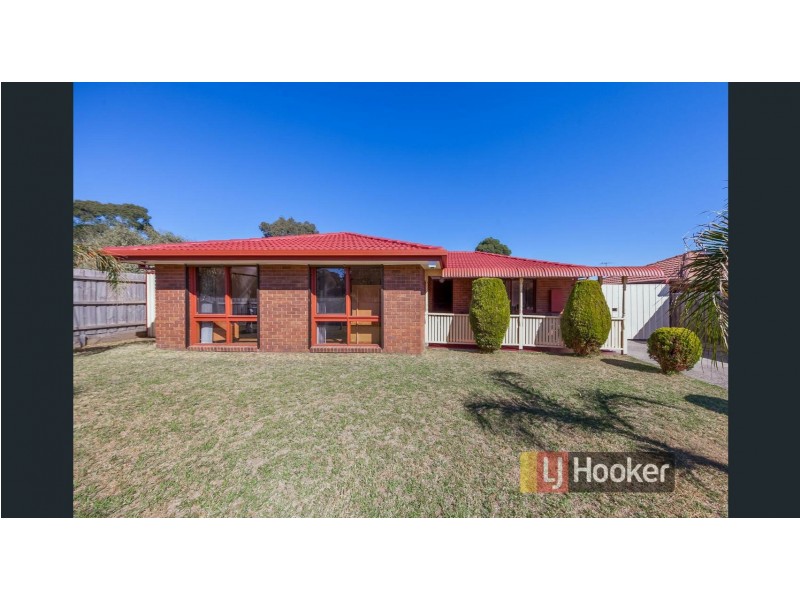 40 Huon Park Road, Cranbourne North VIC 3977