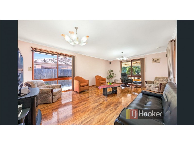 40 Huon Park Road, Cranbourne North VIC 3977