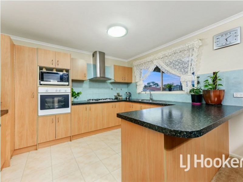2 Jammon Close, Hampton Park VIC 3976