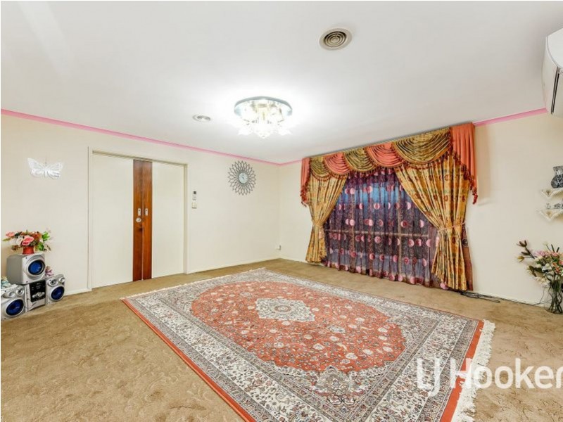 2 Jammon Close, Hampton Park VIC 3976