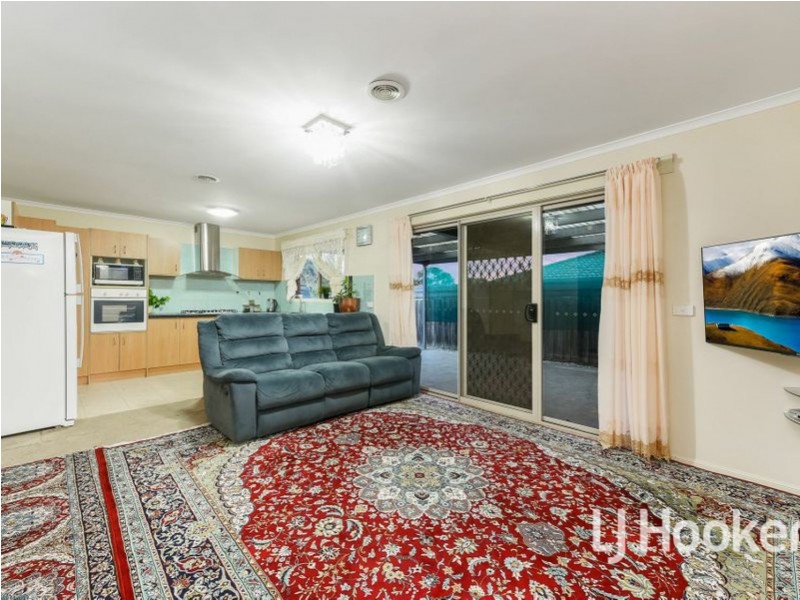 2 Jammon Close, Hampton Park VIC 3976