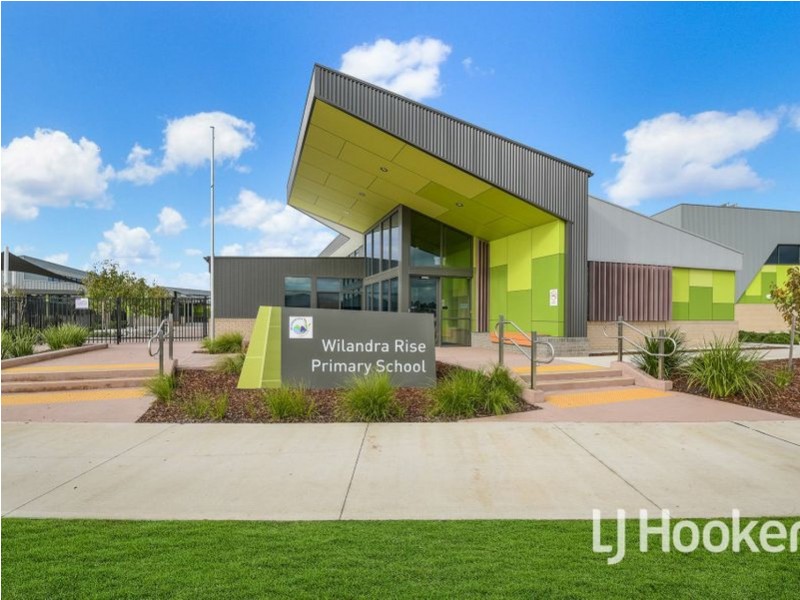 38 Aayana Street, Cranbourne East VIC 3977