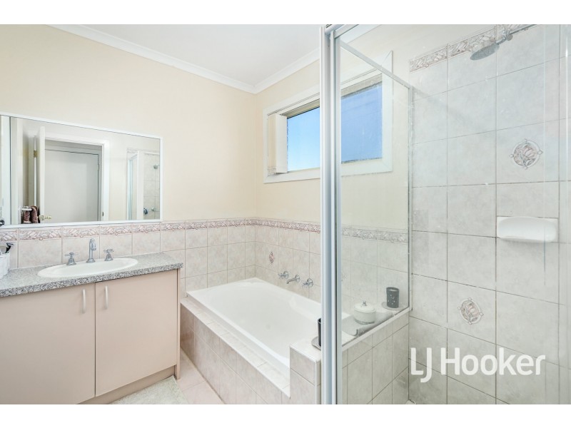 Unit 4/167 Ormond Road, Hampton Park VIC 3976