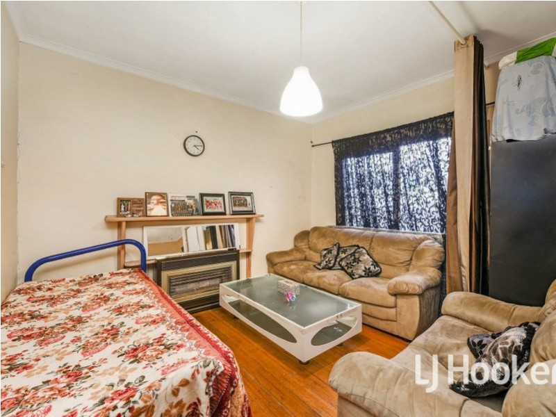 5 Johnston Avenue, Eumemmerring VIC 3177