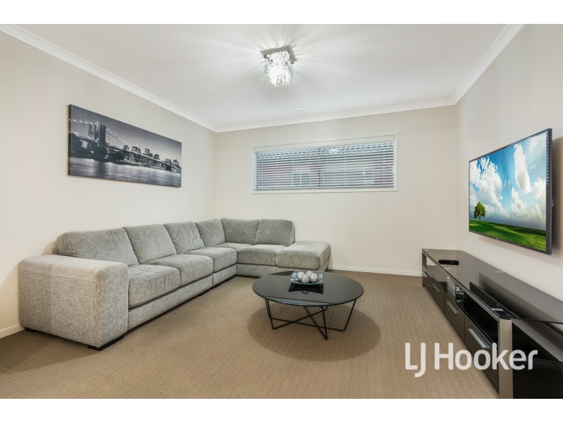 41 Lemon Grove, Cranbourne West VIC 3977