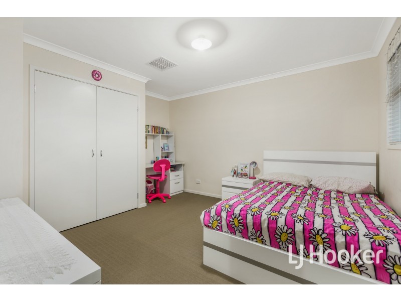 41 Lemon Grove, Cranbourne West VIC 3977