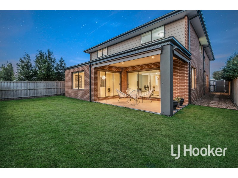 41 Lemon Grove, Cranbourne West VIC 3977