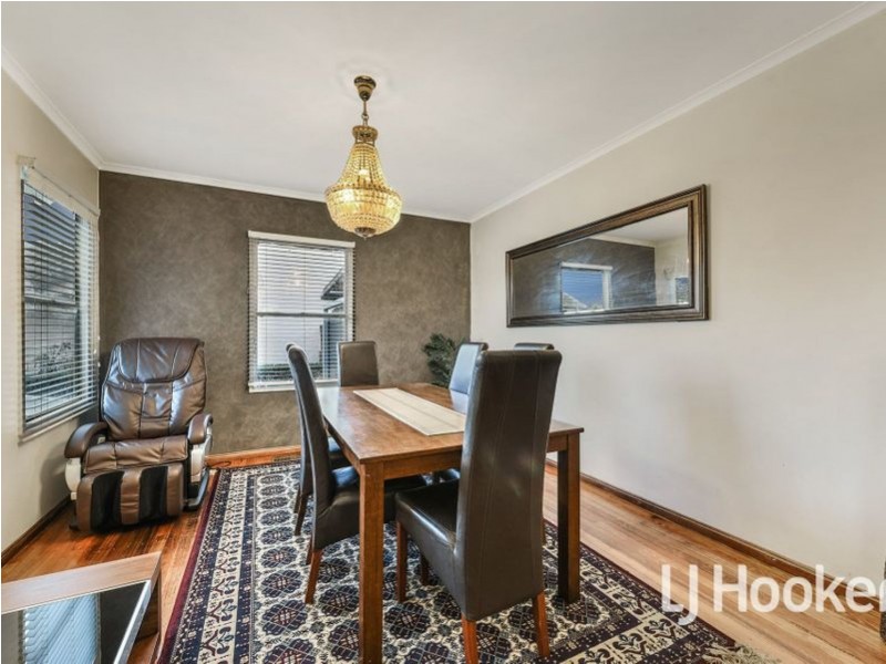 2 Peppermint Street, Doveton VIC 3177