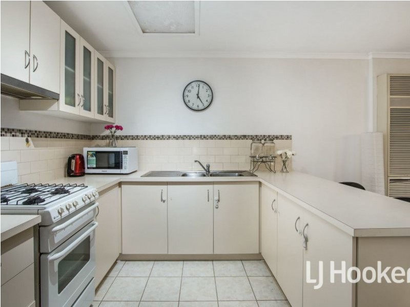 2 The Mews, Hampton Park VIC 3976