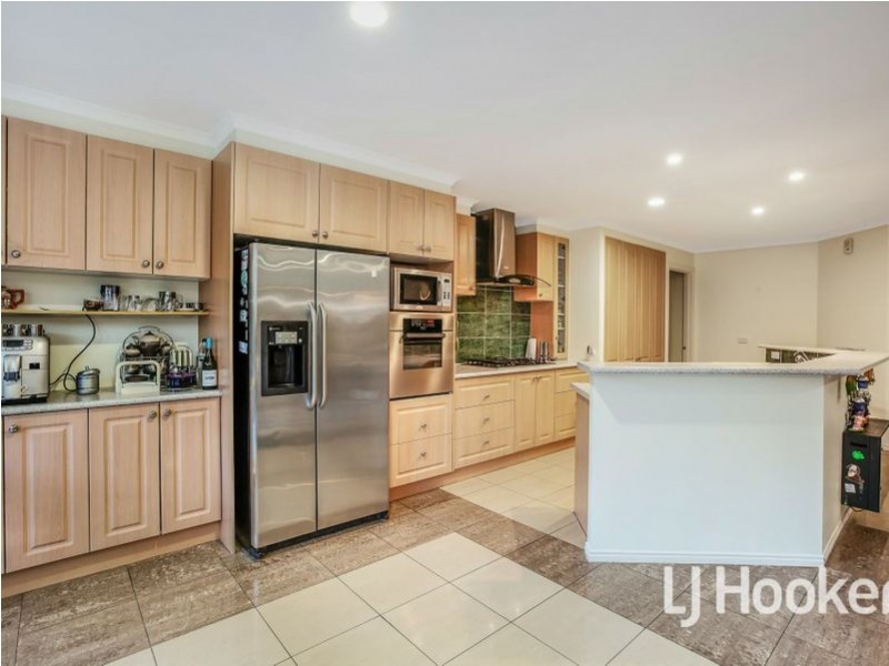 4 Red Oak Terrace, Lyndhurst VIC 3975