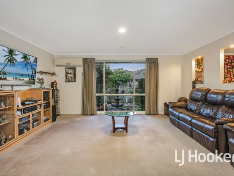 4 Red Oak Terrace, Lyndhurst VIC 3975