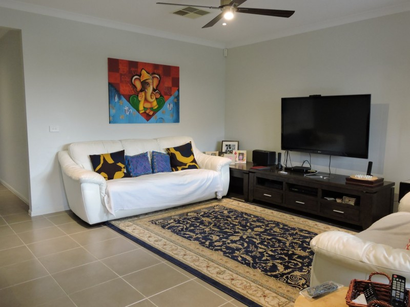 128 Alisma Boulevard, Cranbourne North VIC 3977