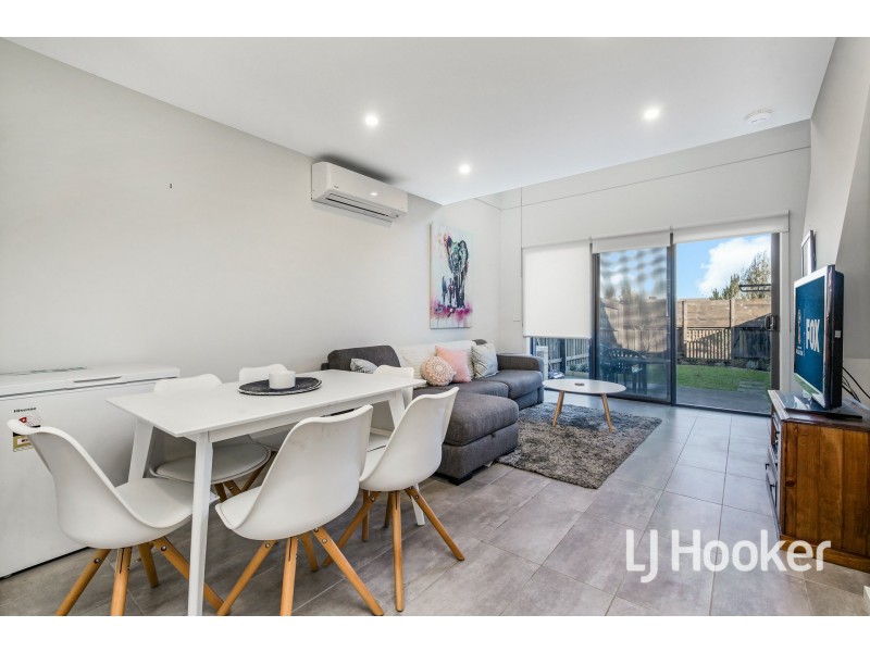 38 Boutique Lane, Cranbourne West VIC 3977