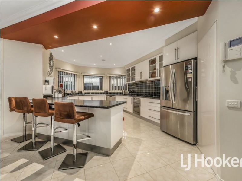 10 Papillion Way, Narre Warren South VIC 3805