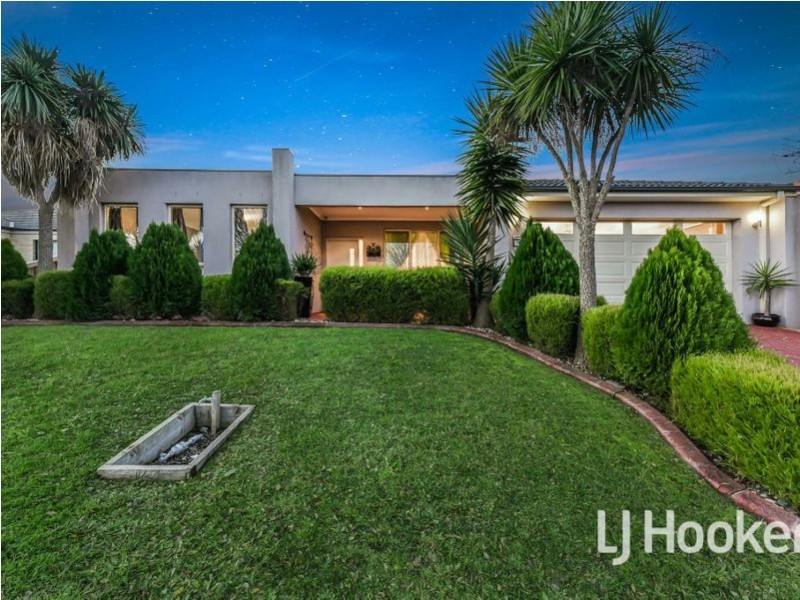 10 Papillion Way, Narre Warren South VIC 3805