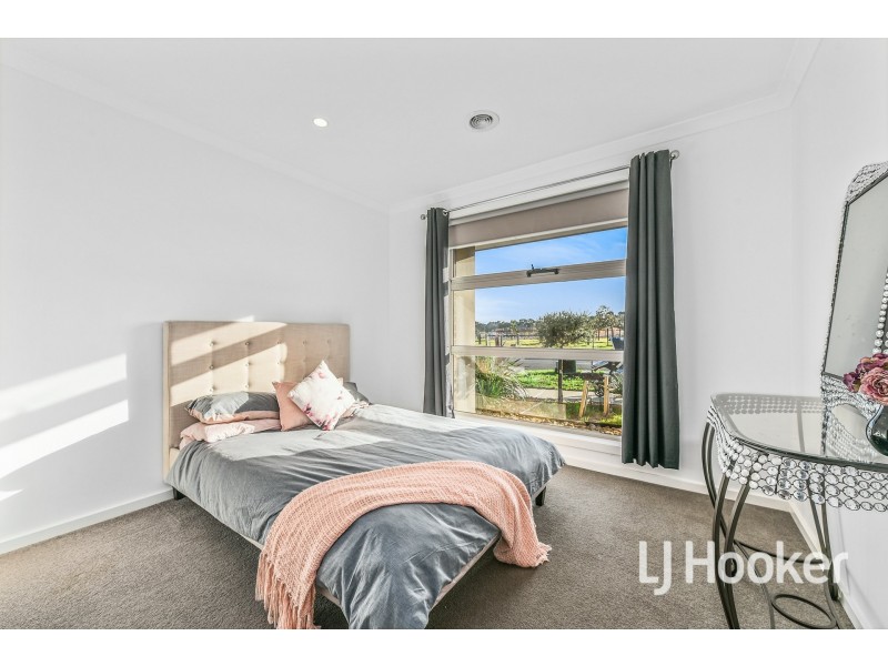 50 Bona Vista Rise, Clyde VIC 3978