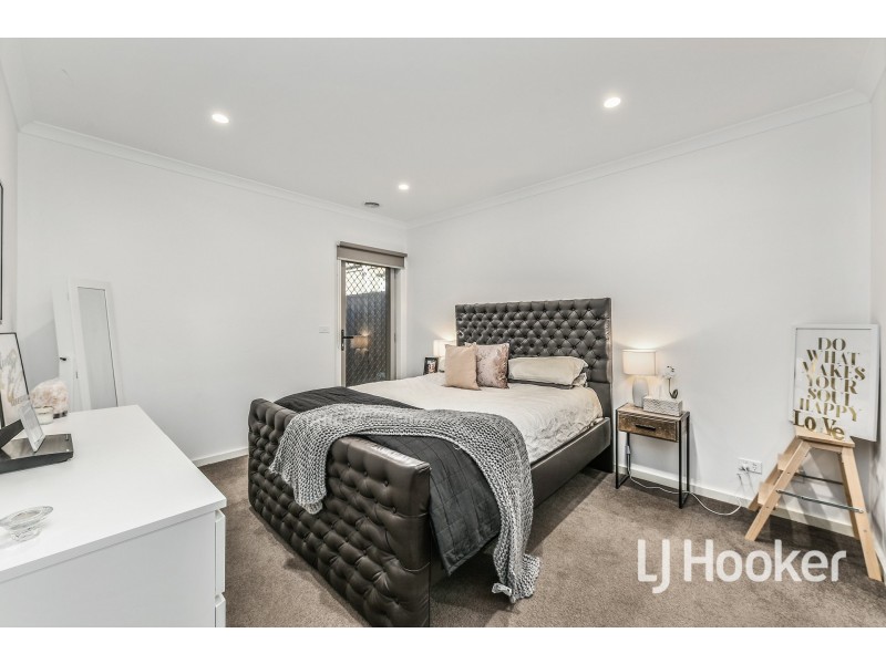 50 Bona Vista Rise, Clyde VIC 3978