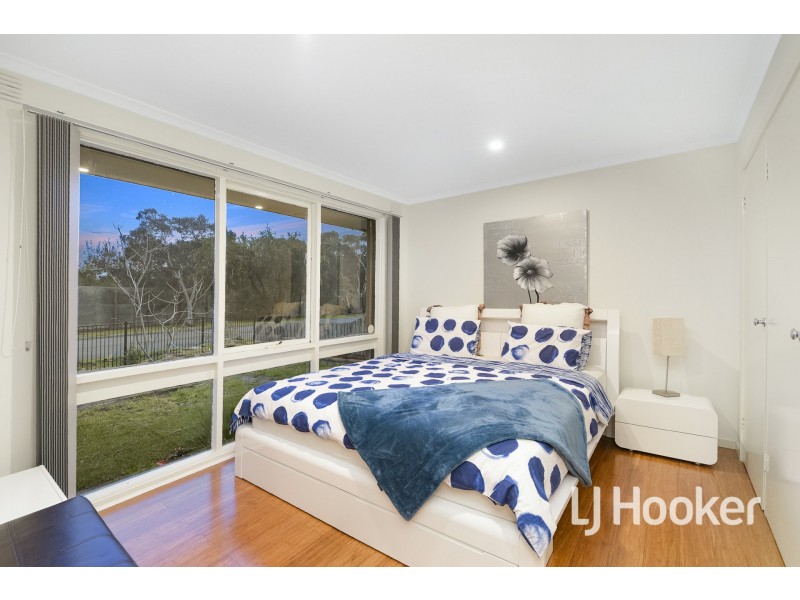 16 Robjant Street, Hampton Park VIC 3976