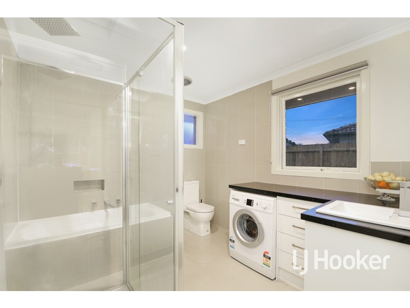 16 Robjant Street, Hampton Park VIC 3976