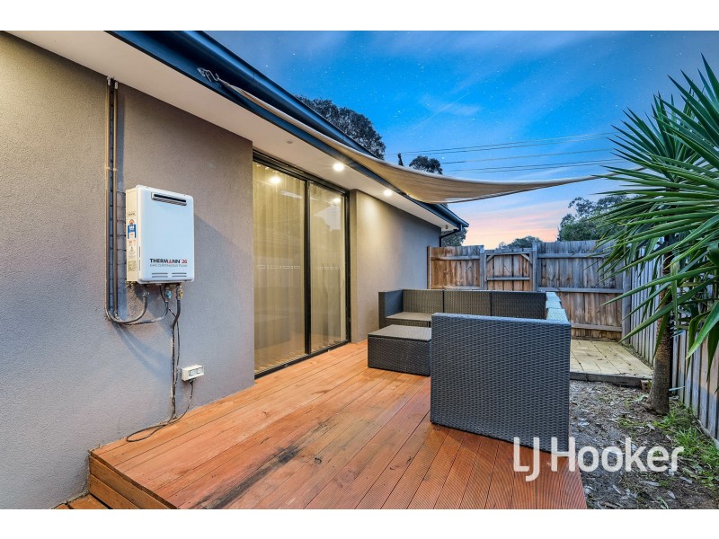 16 Robjant Street, Hampton Park VIC 3976