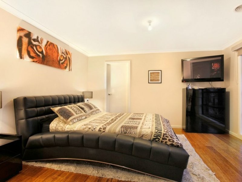 27 Windermere Boulevard, Pakenham VIC 3810