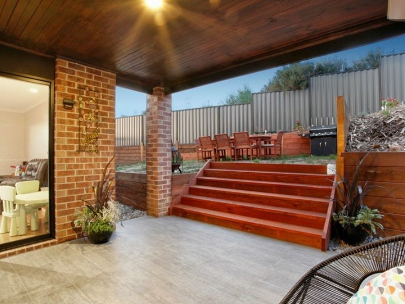 27 Windermere Boulevard, Pakenham VIC 3810