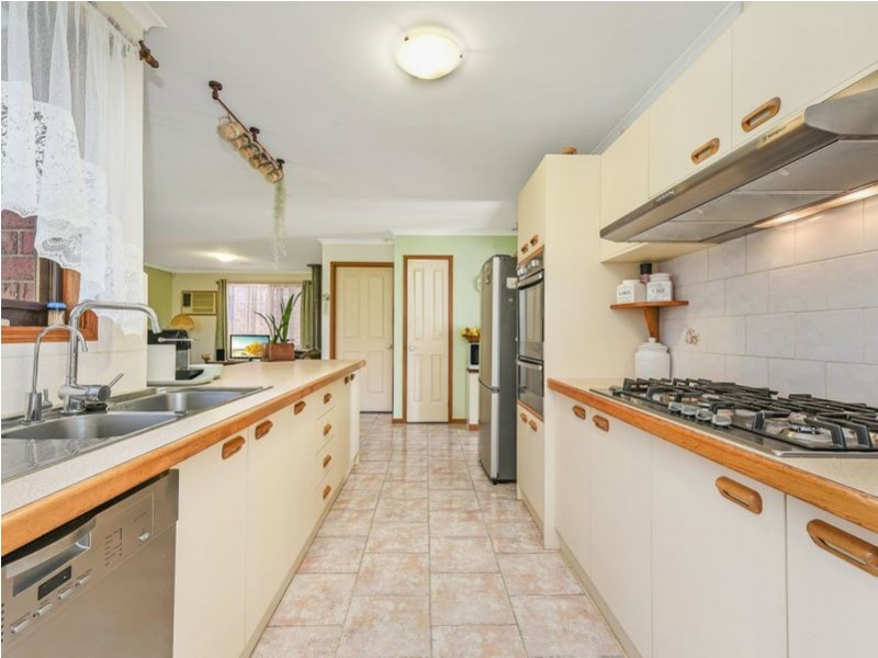 38 The Parkway, Hampton Park VIC 3976