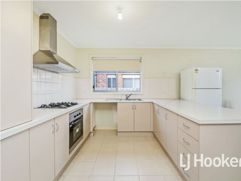 26 Domino Way, Hampton Park VIC 3976