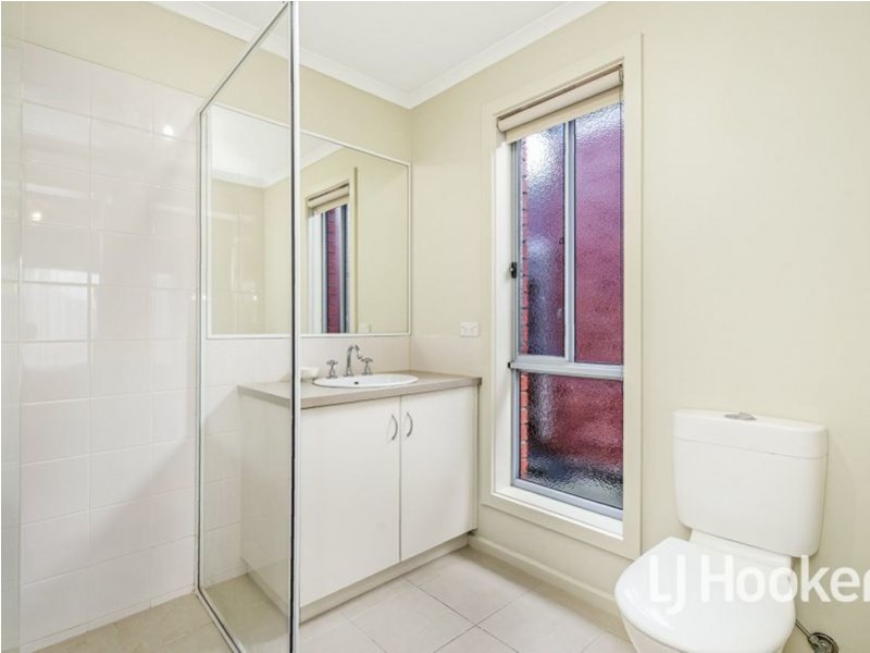 26 Domino Way, Hampton Park VIC 3976