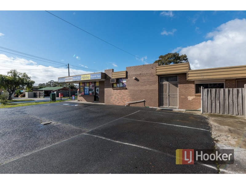 16 Somerville Road, Hampton Park VIC 3976