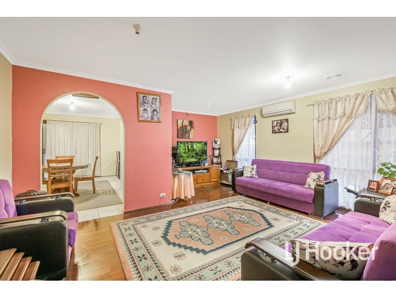 13 Ashford Close, Hampton Park VIC 3976