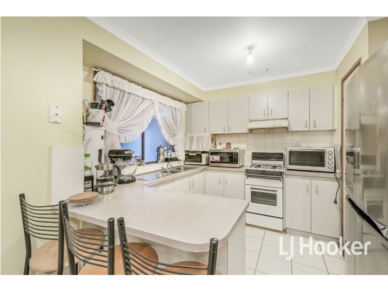 13 Ashford Close, Hampton Park VIC 3976